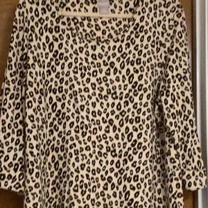 Chico’s Size 3 leopard print 3/4 sleeve T-shirt